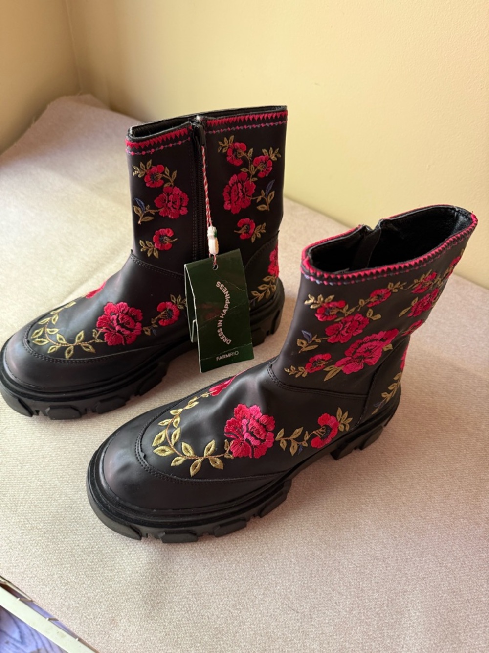 NWT FARM Rio Black Embroidered Floral Lace-Up Boots